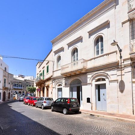 Palazzo Greco - Luxury Apartments With Sea-View Ostuni Luaran gambar